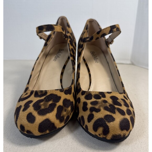 Bella Marie Faux Suede Mary Jane Wedge Leopard Print 3" Heel Size Women's 8.5 - Picture 2 of 11